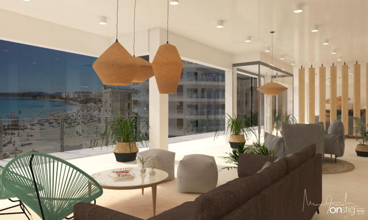 Apartamentos Playa Moreia S'Illot  Exterior photo